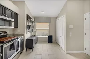 31113 Stone Arch Ave, Wesley Chapel, FL 33545 - Photo 11