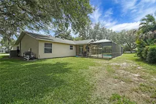 1204 Oak Hammock Ln, Lady Lake, FL 32159 - Photo 29