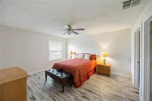 1204 Oak Hammock Ln, Lady Lake, FL 32159 - Photo 11
