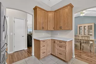 1911 Del Norte Dr, The Villages, FL 32159 - Photo 9