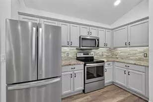 522 Loma Paseo Dr, The Villages, FL 32159 - Photo 7