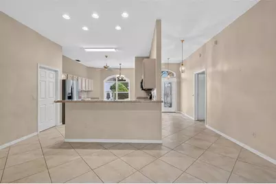 542 Loma Paseo Drive, The Villages, FL 32159 - Photo 15