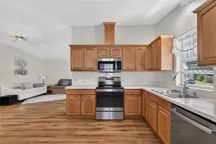 1231 Zapata Pl, The Villages, FL 32159 - Photo 7