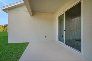760 Sunshower Dr, Lady Lake, FL 32159 - Photo 5