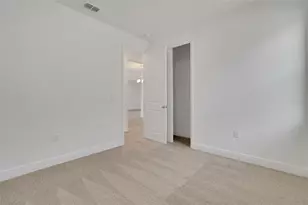 760 Sunshower Dr, Lady Lake, FL 32159 - Photo 23