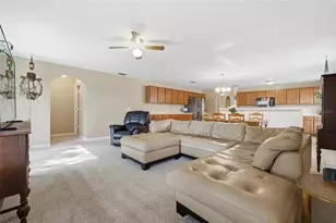 516 Cadiz Dr, Groveland, FL 34736 - Photo 15