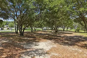 516 Cadiz Dr, Groveland, FL 34736 - Photo 53