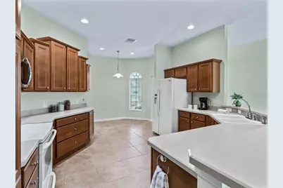 2215 Triggerfish Run, The Villages, FL 32162 - Photo 5
