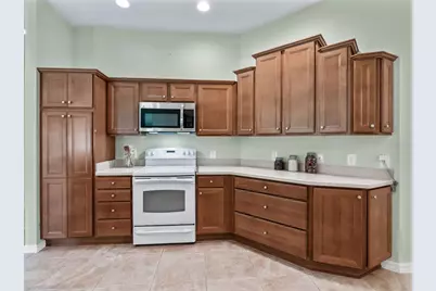 2215 Triggerfish Run, The Villages, FL 32162 - Photo 9