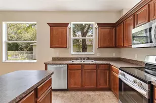3360 Creek run Ln, Eustis, FL 32736 - Photo 11