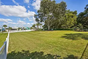 1212 Fiesta Key Cir, Lady Lake, FL 32159 - Photo 53