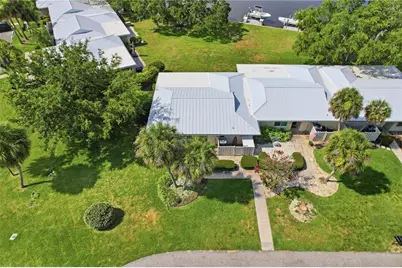 11628 W Bayshore Drive #8, Crystal River, FL 34429 - Photo 5