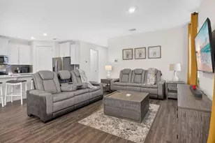 17718 Blazing Star Cir, Clermont, FL 34714 - Photo 5