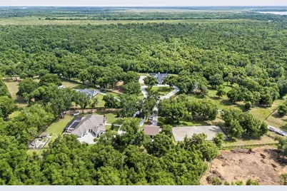 20401 Wolf Springs Court, Clermont, FL 34715 - Photo 49