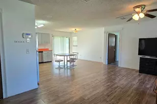 541 Sunset Ave, Umatilla, FL 32784 - Photo 5