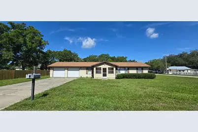541 Sunset Avenue, Umatilla, FL 32784 - Photo 1