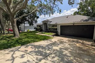 1306 Windy Bluff Dr, Minneola, FL 34715 - Photo 3