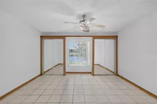 302 E Mirror Lake Dr, Fruitland Park, FL 34731 - Photo 13