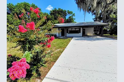 1240 Cr 463, Lake Panasoffkee, FL 33538 - Photo 3