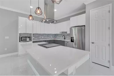 319 Water Shore Drive, Leesburg, FL 34748 - Photo 7