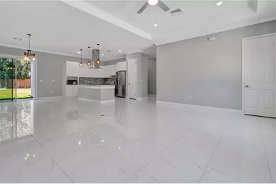 319 Water Shore Drive, Leesburg, FL 34748 - Photo 5
