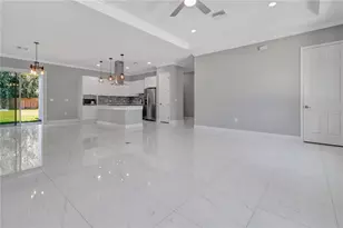319 Water Shr Dr, Leesburg, FL 34748 - Photo 5