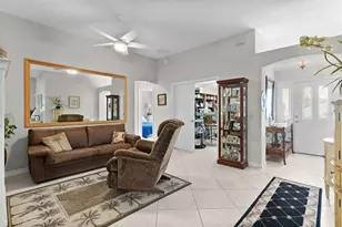16846 SE 80th Bellavista Cir, The Villages, FL 32162 - Photo 9