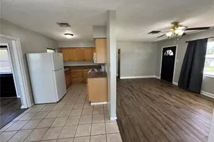 460 Mt Vernon Ct, Eustis, FL 32726 - Photo 3