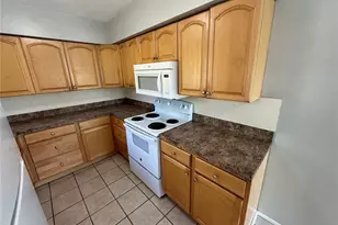 460 Mt Vernon Ct, Eustis, FL 32726 - Photo 5