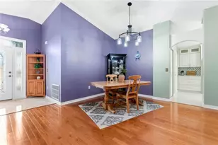 842 Old Oaks Ln, Leesburg, FL 34748 - Photo 7
