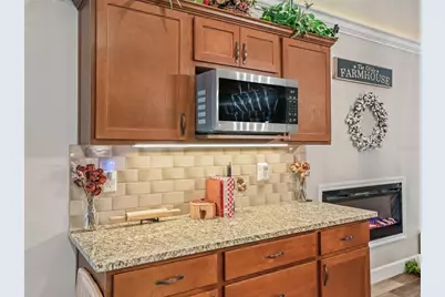 6570 SE 175th Court, Morriston, FL 32668 - Photo 13