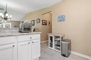 1070 Berkshire Pl, The Villages, FL 32162 - Photo 9