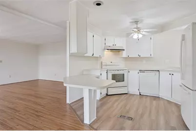 723 Viking Avenue, Tavares, FL 32778 - Photo 9