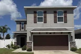 1010 Atlantic Ave, Fruitland Park, FL 34731 - Photo 1