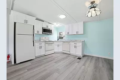 721 Sharon Drive, The Villages, FL 32159 - Photo 9