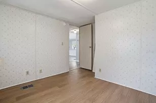 721 Sharon Dr, Lady Lake, FL 32159 - Photo 21