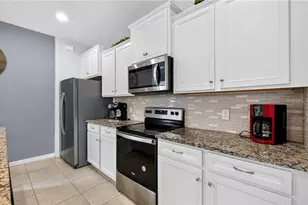 8922 Zurich Ln, Kissimmee, FL 34747 - Photo 11