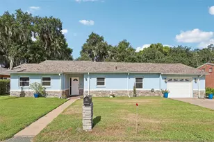 31929 Elizabeth Ln, Tavares, FL 32778 - Photo 47