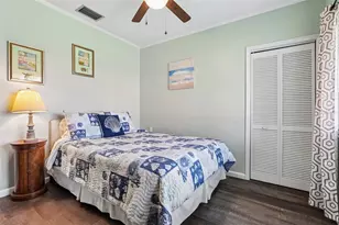 31929 Elizabeth Ln, Tavares, FL 32778 - Photo 33