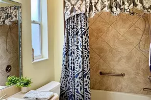 646 Murphys Estate Dr, The Villages, FL 32162 - Photo 21