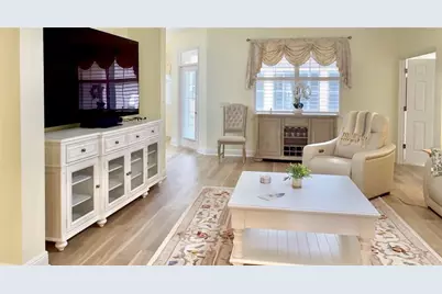 646 Murphys Estate Drive, The Villages, FL 32162 - Photo 5