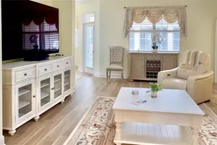 646 Murphys Estate Dr, The Villages, FL 32162 - Photo 5
