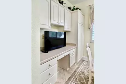 646 Murphys Estate Drive, The Villages, FL 32162 - Photo 9