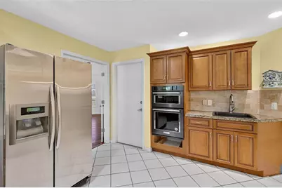 2085 Sussex Drive, Mount Dora, FL 32757 - Photo 17