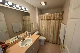616 Enconto St, Lady Lake, FL 32159 - Photo 11