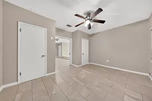 610 W Maud St, Tavares, FL 32778 - Photo 29