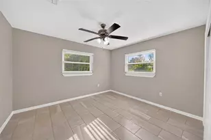 610 W Maud St, Tavares, FL 32778 - Photo 21