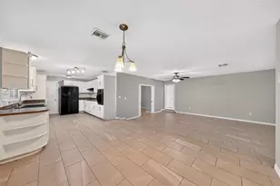 610 W Maud St, Tavares, FL 32778 - Photo 39