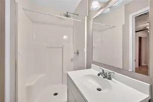 610 W Maud St, Tavares, FL 32778 - Photo 19