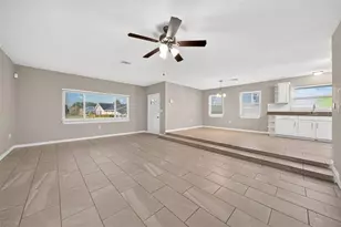 610 W Maud St, Tavares, FL 32778 - Photo 35